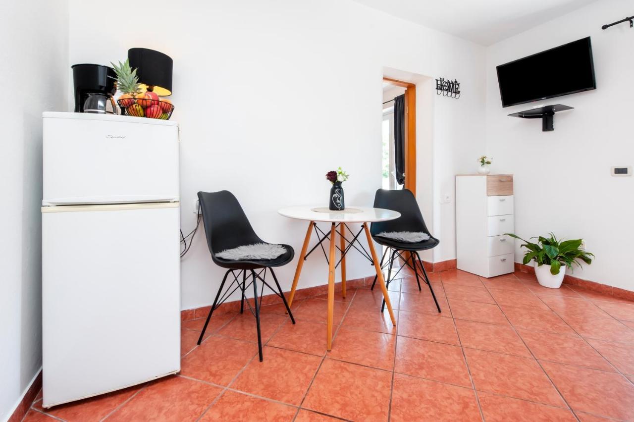Apartment Biggy Rovinj Exterior photo